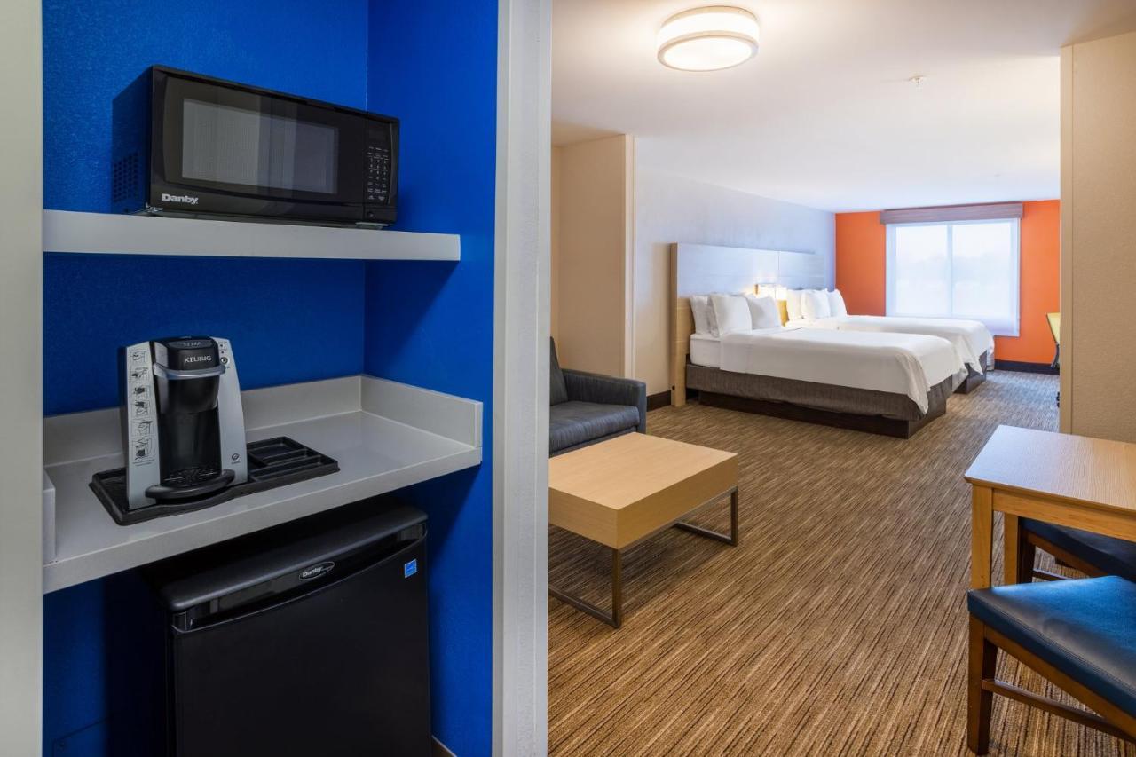 Holiday Inn Express Hotel & Suites Salisbury - Delmar By Ihg Dış mekan fotoğraf