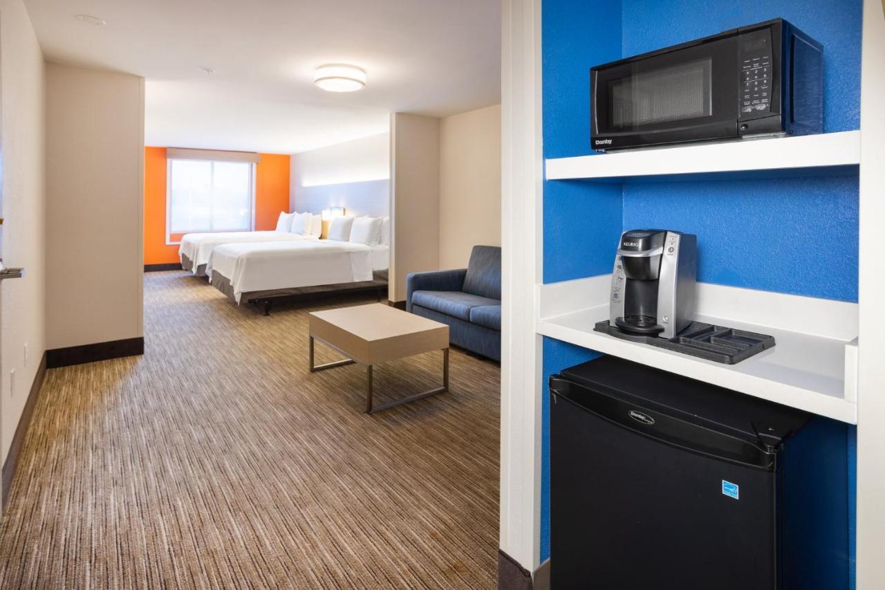 Holiday Inn Express Hotel & Suites Salisbury - Delmar By Ihg Dış mekan fotoğraf
