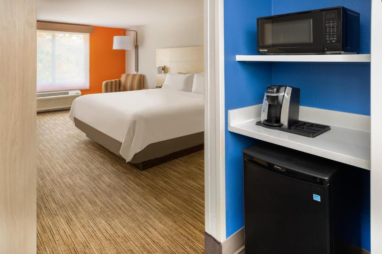 Holiday Inn Express Hotel & Suites Salisbury - Delmar By Ihg Dış mekan fotoğraf