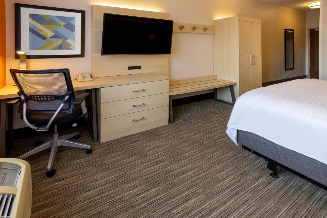 Holiday Inn Express Hotel & Suites Salisbury - Delmar By Ihg Dış mekan fotoğraf