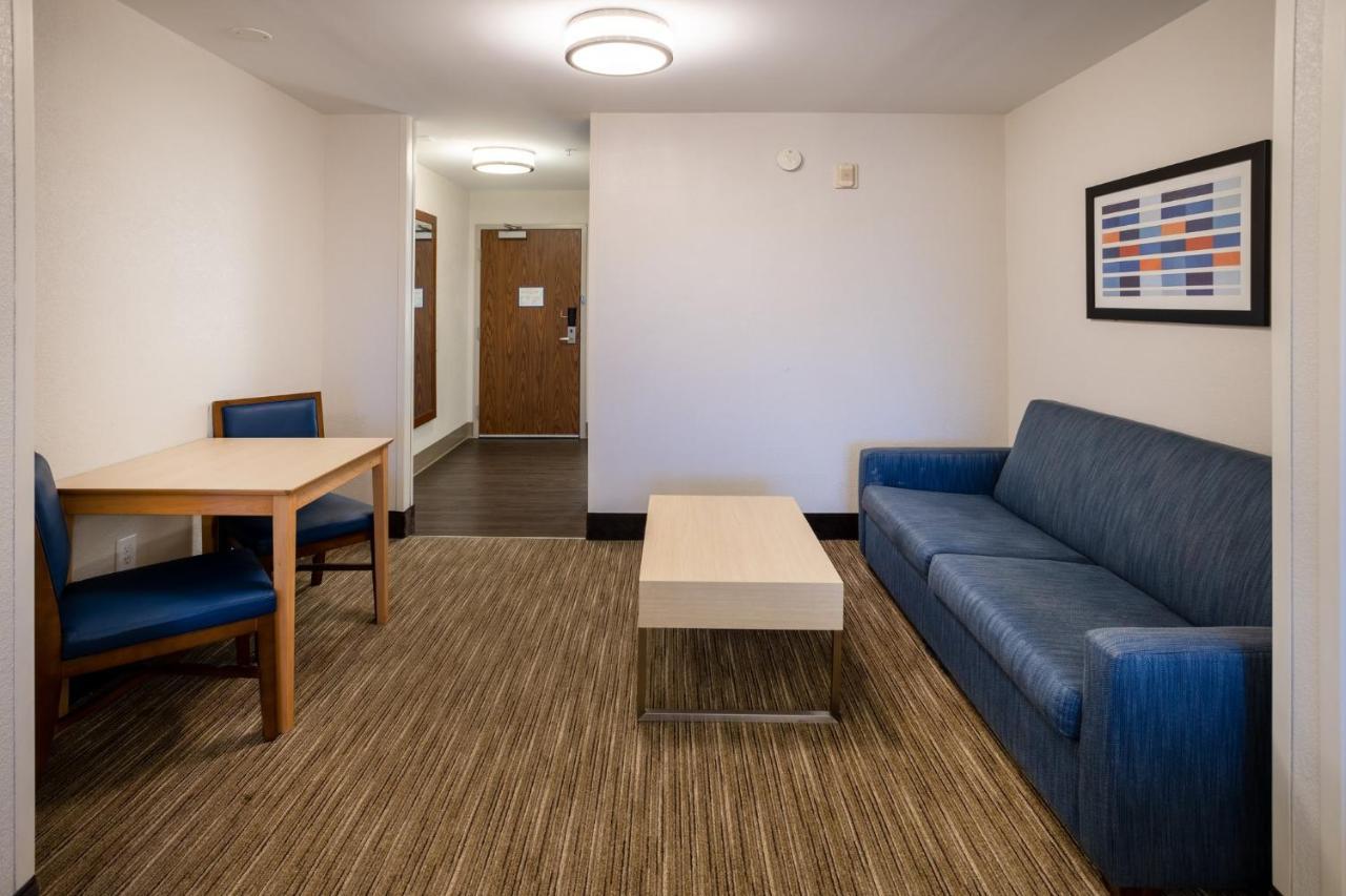 Holiday Inn Express Hotel & Suites Salisbury - Delmar By Ihg Dış mekan fotoğraf