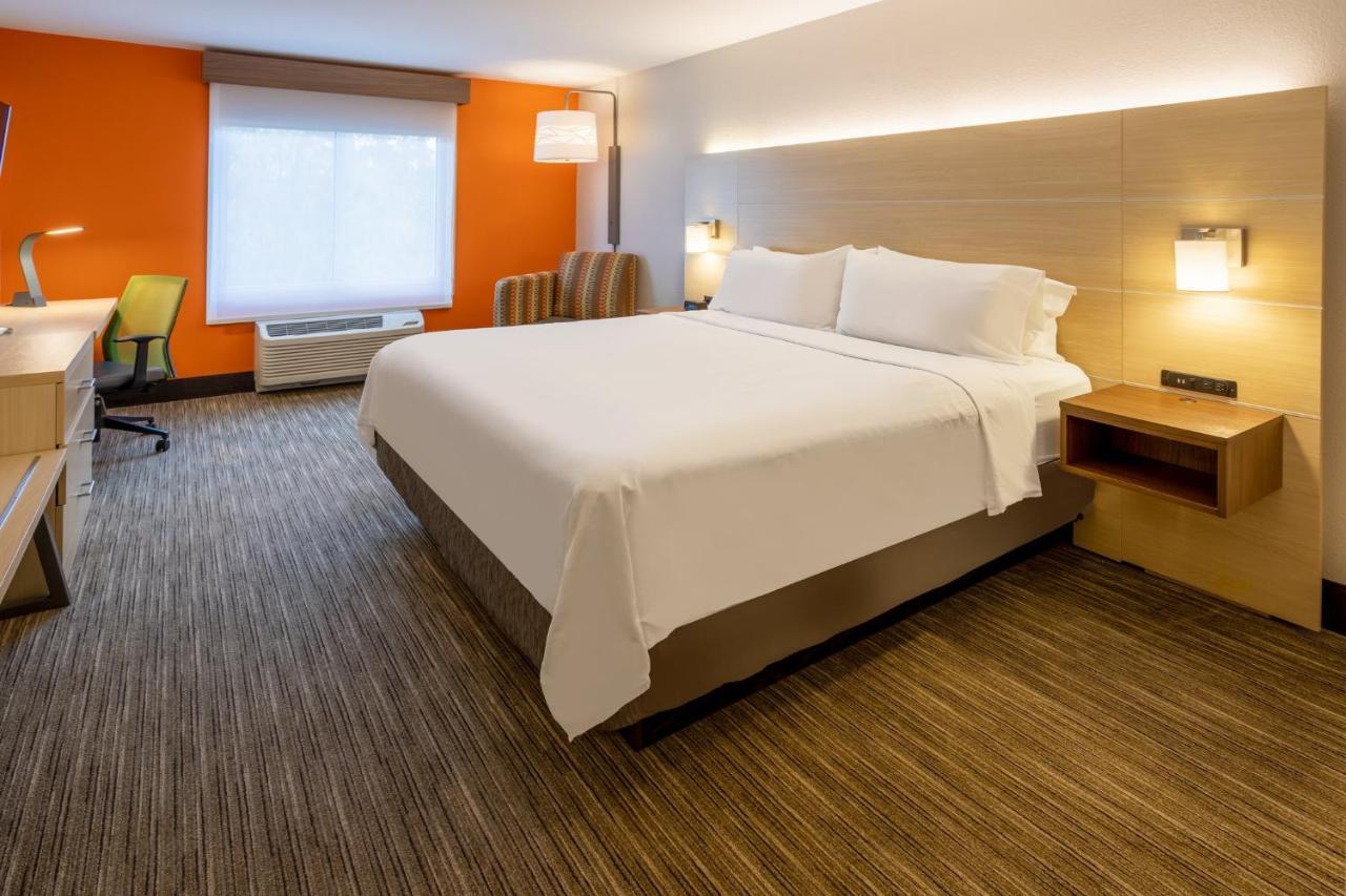 Holiday Inn Express Hotel & Suites Salisbury - Delmar By Ihg Dış mekan fotoğraf