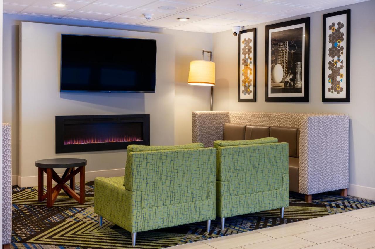 Holiday Inn Express Hotel & Suites Salisbury - Delmar By Ihg Dış mekan fotoğraf