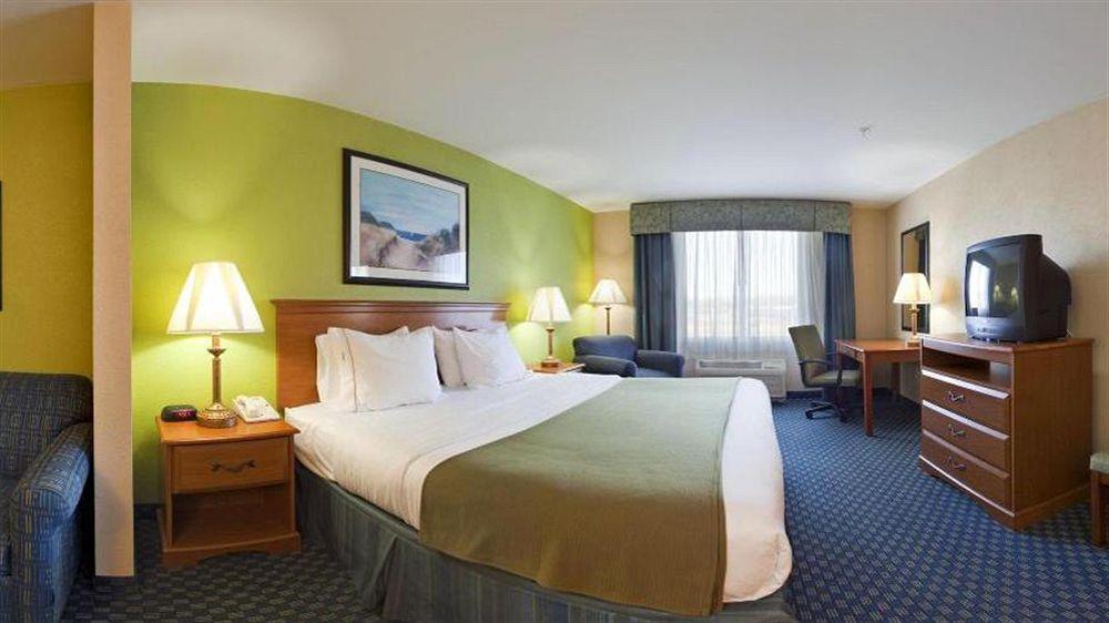 Holiday Inn Express Hotel & Suites Salisbury - Delmar By Ihg Dış mekan fotoğraf