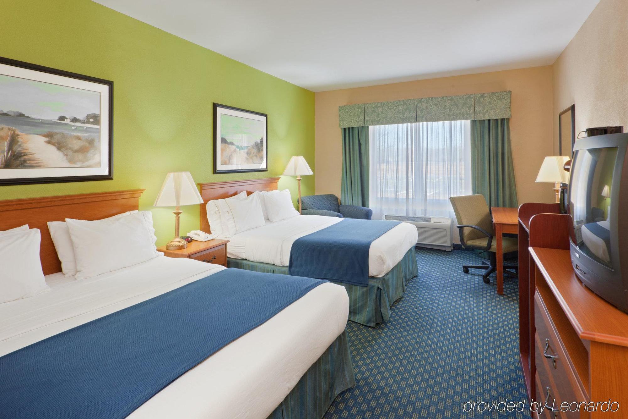 Holiday Inn Express Hotel & Suites Salisbury - Delmar By Ihg Oda fotoğraf